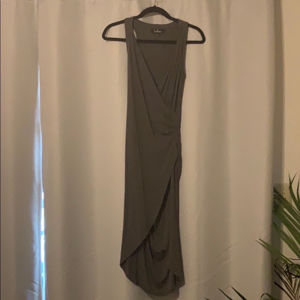 Lulu’s Grey Form Fitting Wrap Dress